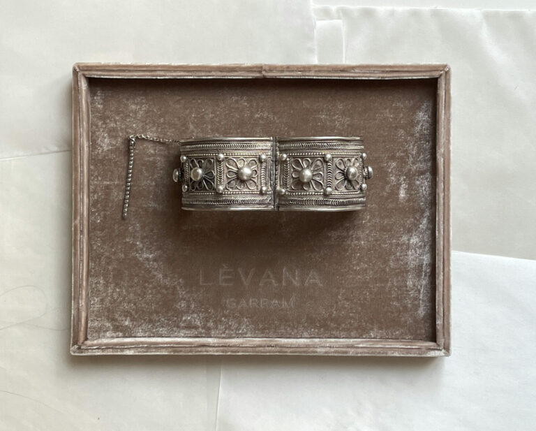 How to Sell Jewelry Online